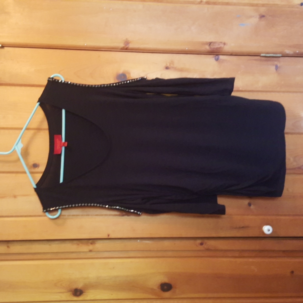 Jennifer Lopez off shoulder top